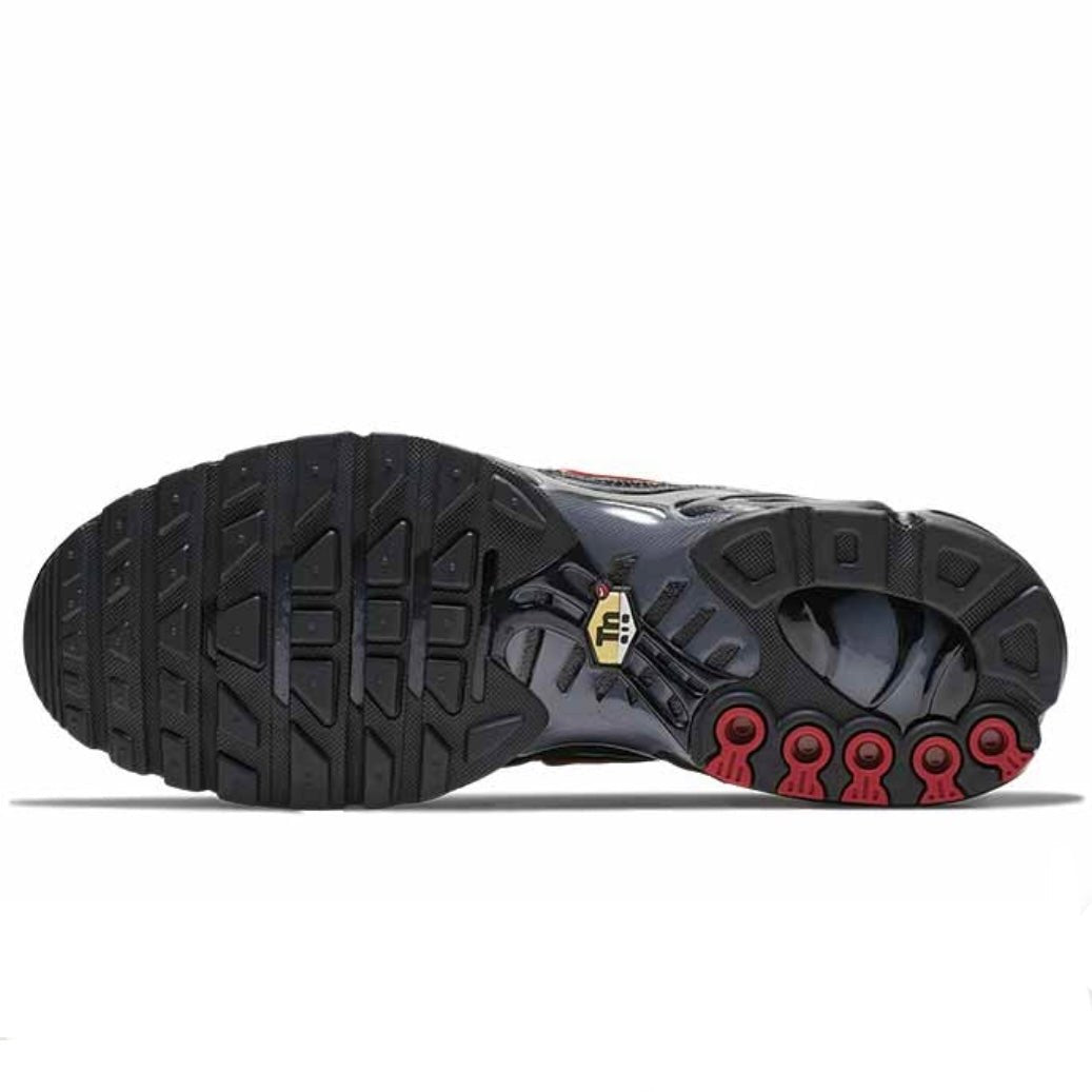 Nike Air Max Plus Black Gradient Red Hombre